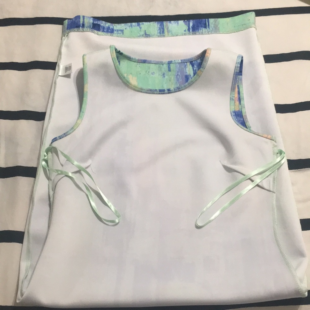 Dress - Picture 6 of 6